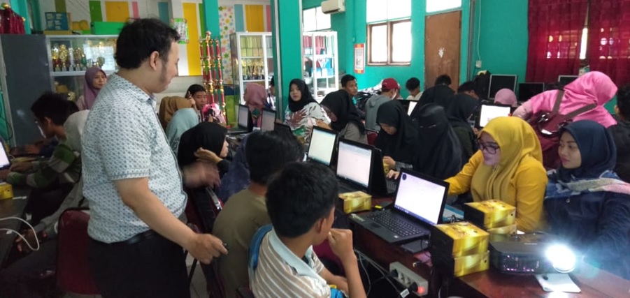 Pelatihan MS-Excel dalam Pembelajaran Fungsi Matematika Dengan Konsep Terapan Umum